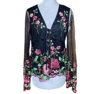 VENUS Embroidery Bell Sleeves Top. Size Small